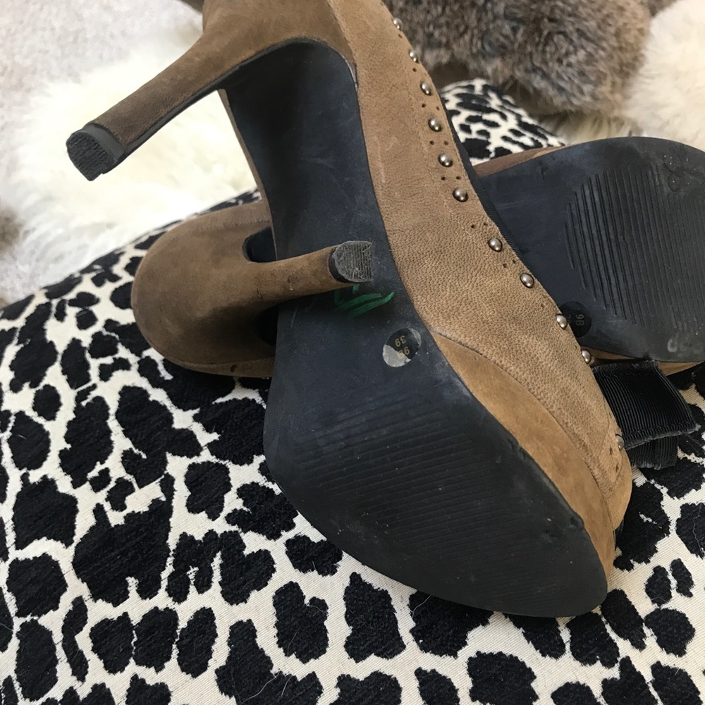Jessica Simpson Heels 👠 - Picture 2 of 3